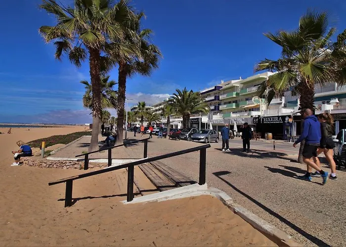 Charming Getaway In Апартаменты